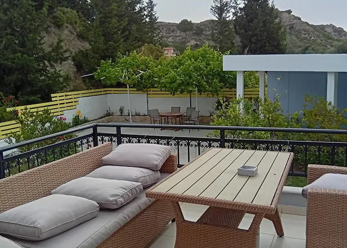 Seascape Village - Spacious 3-bed With Private Garden And Parking Apartamento