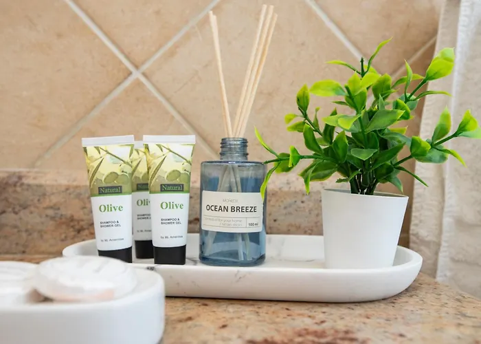 Seascape Village - Spacious 3-bed With Private Garden And Parking Apartamento Kalithies