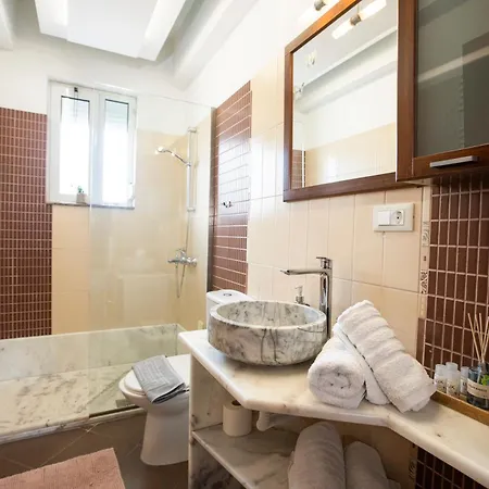 Apartman Seascape Village - Spacious 3-bed With Private Garden And Parking *