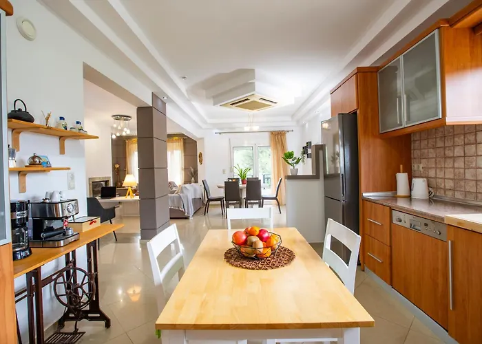 Seascape Village - Spacious 3-bed With Private Garden And Parking Appartement