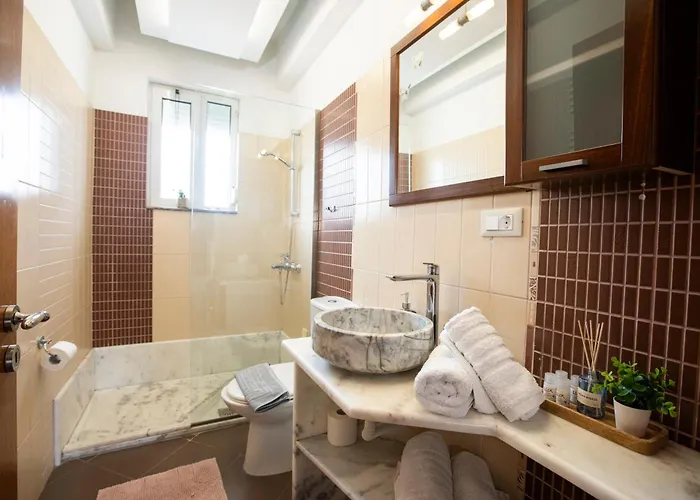 شقة Seascape Village - Spacious 3-bed With Private Garden And Parking *