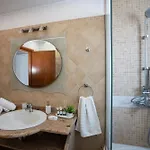 Seascape Village - Spacious 3-bed With Private Garden And Parking Kalithies